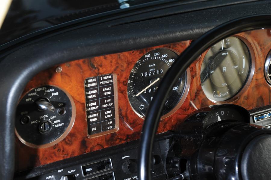 Rolls-Royce Silver Wraith II Saloon 1977 года  (фото 6 из 11)